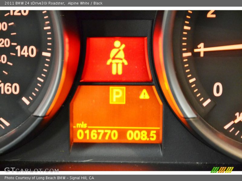 Alpine White / Black 2011 BMW Z4 sDrive30i Roadster