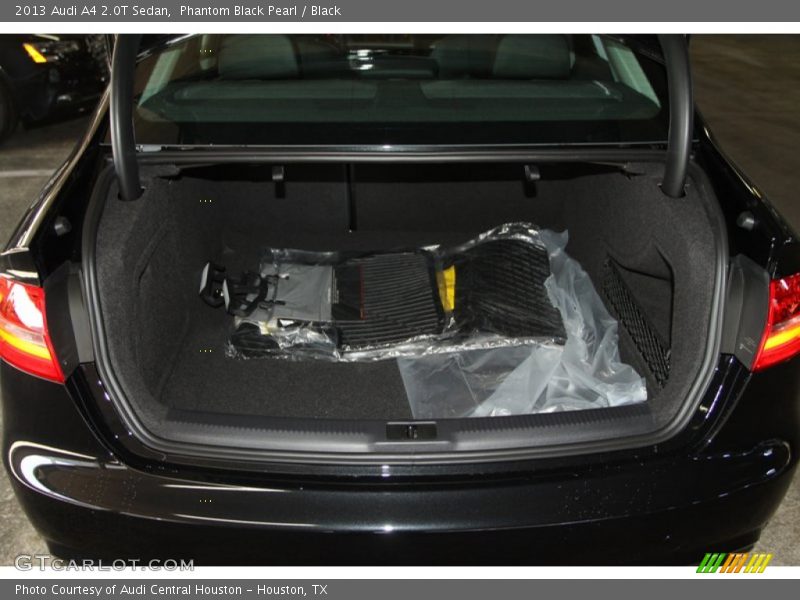 Phantom Black Pearl / Black 2013 Audi A4 2.0T Sedan