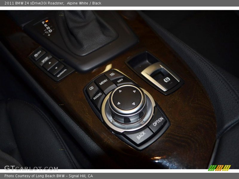 Alpine White / Black 2011 BMW Z4 sDrive30i Roadster