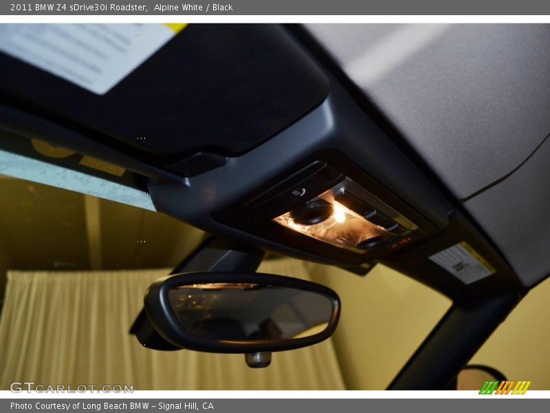 Alpine White / Black 2011 BMW Z4 sDrive30i Roadster