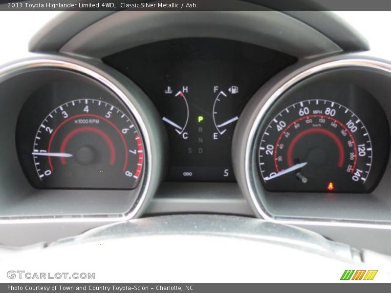 Classic Silver Metallic / Ash 2013 Toyota Highlander Limited 4WD