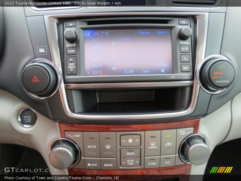 Classic Silver Metallic / Ash 2013 Toyota Highlander Limited 4WD