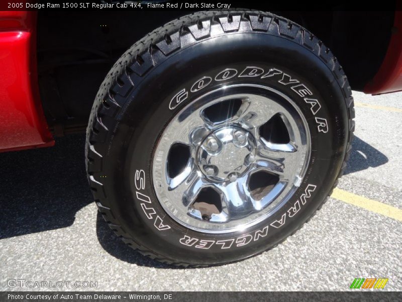 Flame Red / Dark Slate Gray 2005 Dodge Ram 1500 SLT Regular Cab 4x4