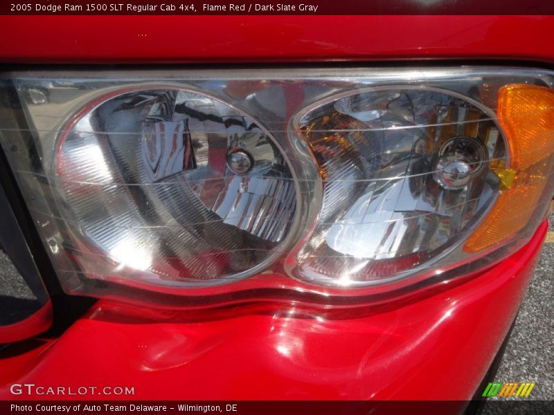 Flame Red / Dark Slate Gray 2005 Dodge Ram 1500 SLT Regular Cab 4x4