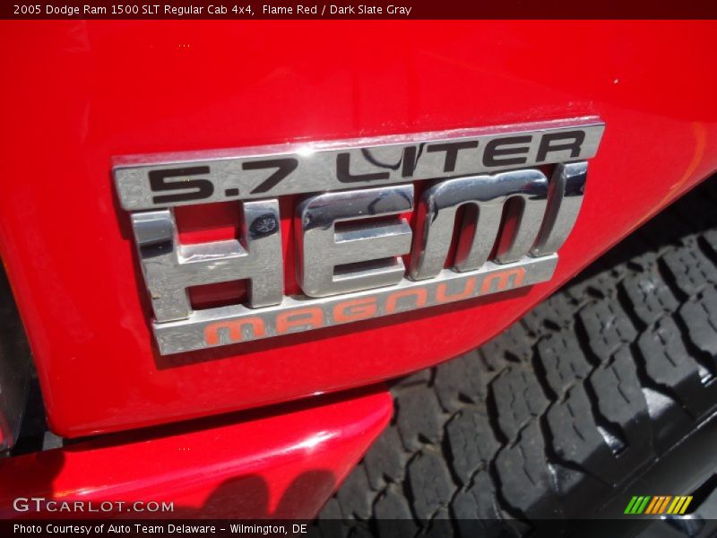Flame Red / Dark Slate Gray 2005 Dodge Ram 1500 SLT Regular Cab 4x4