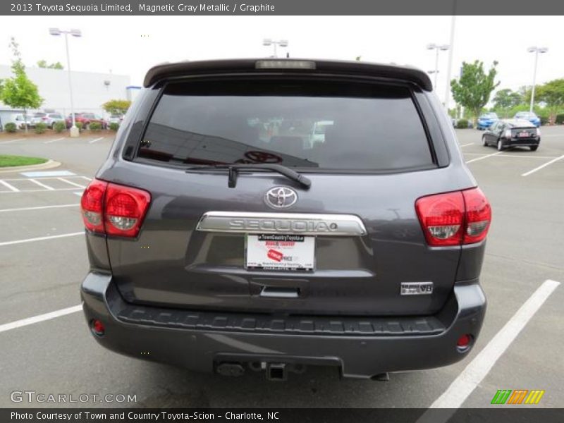 Magnetic Gray Metallic / Graphite 2013 Toyota Sequoia Limited