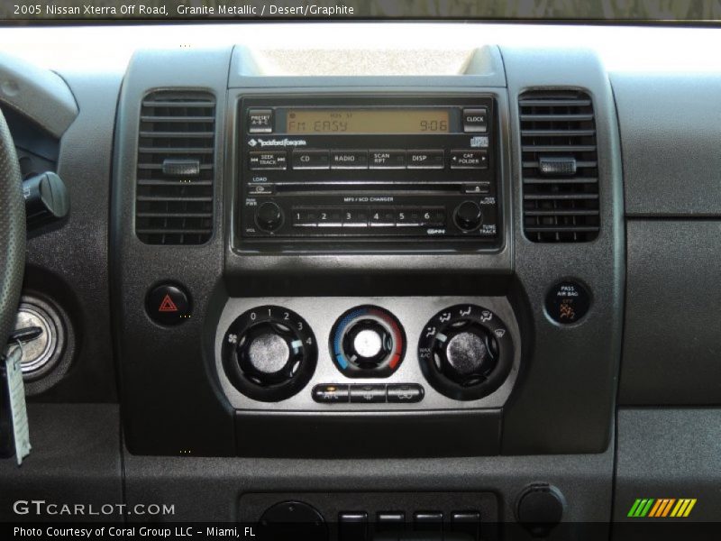 Granite Metallic / Desert/Graphite 2005 Nissan Xterra Off Road