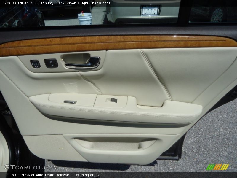 Black Raven / Light Linen/Cocoa 2008 Cadillac DTS Platinum