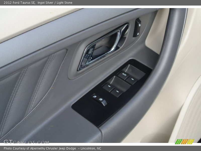 Ingot Silver / Light Stone 2012 Ford Taurus SE
