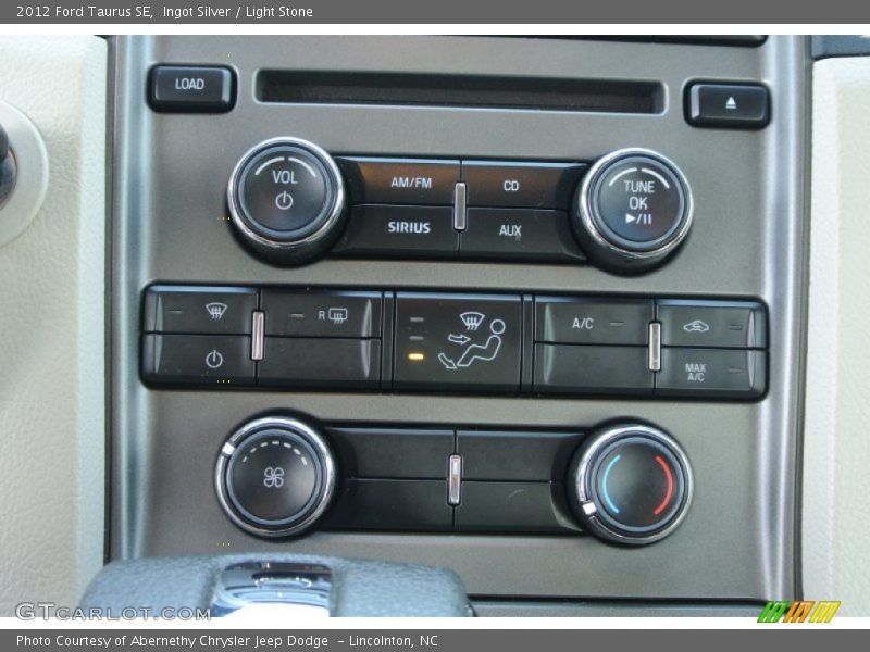 Ingot Silver / Light Stone 2012 Ford Taurus SE