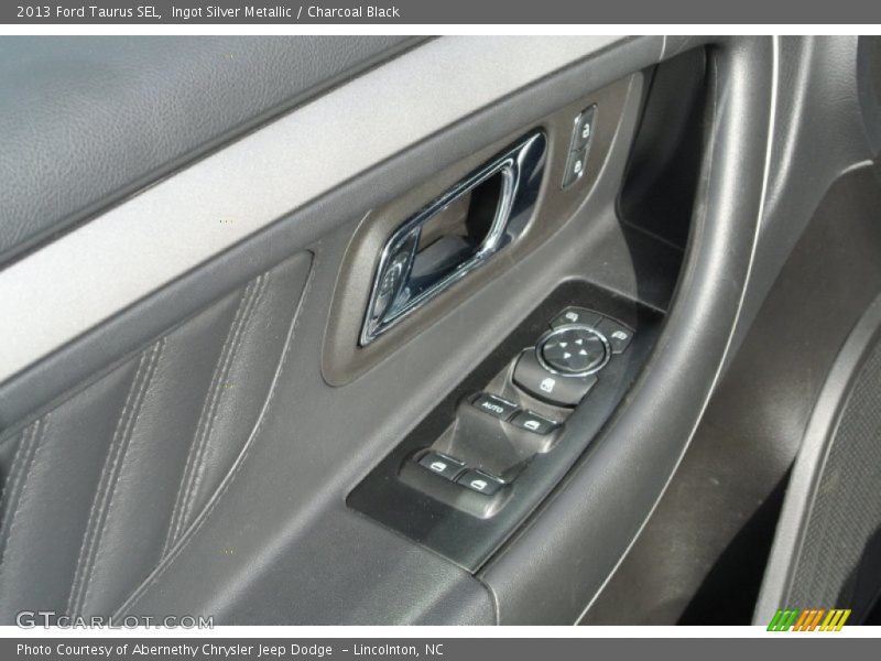 Ingot Silver Metallic / Charcoal Black 2013 Ford Taurus SEL