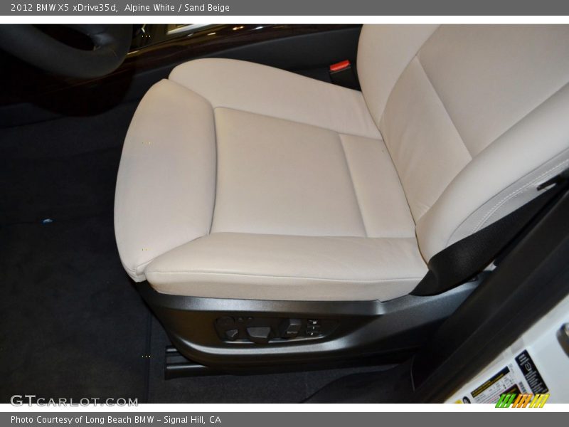 Alpine White / Sand Beige 2012 BMW X5 xDrive35d