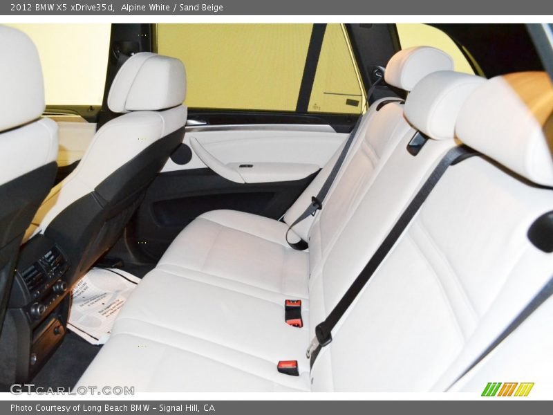 Alpine White / Sand Beige 2012 BMW X5 xDrive35d