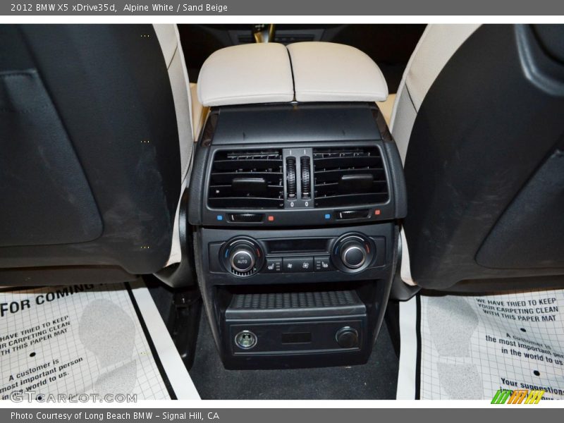 Alpine White / Sand Beige 2012 BMW X5 xDrive35d