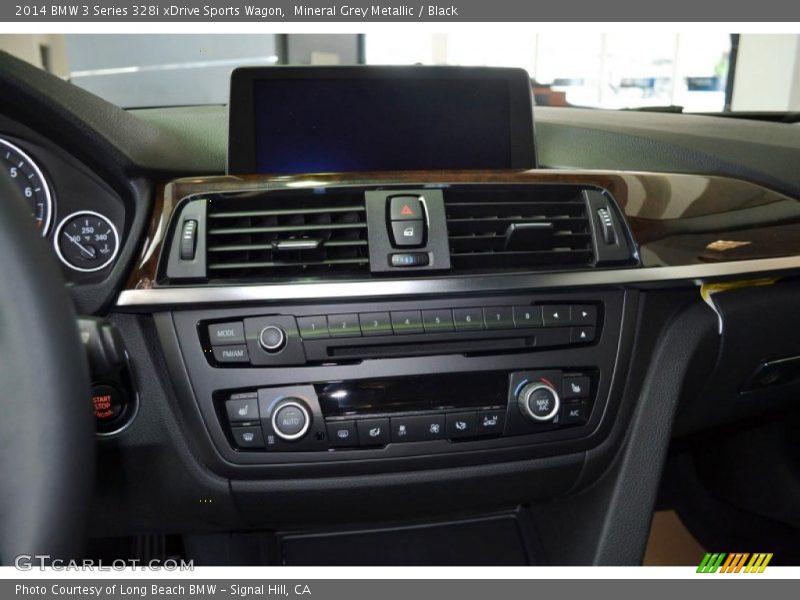 Controls of 2014 3 Series 328i xDrive Sports Wagon