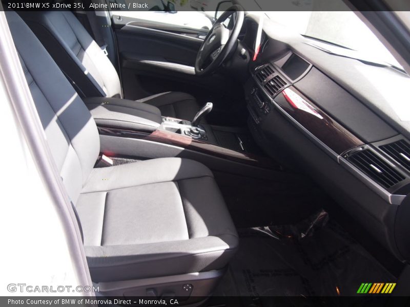 Alpine White / Black 2011 BMW X5 xDrive 35i