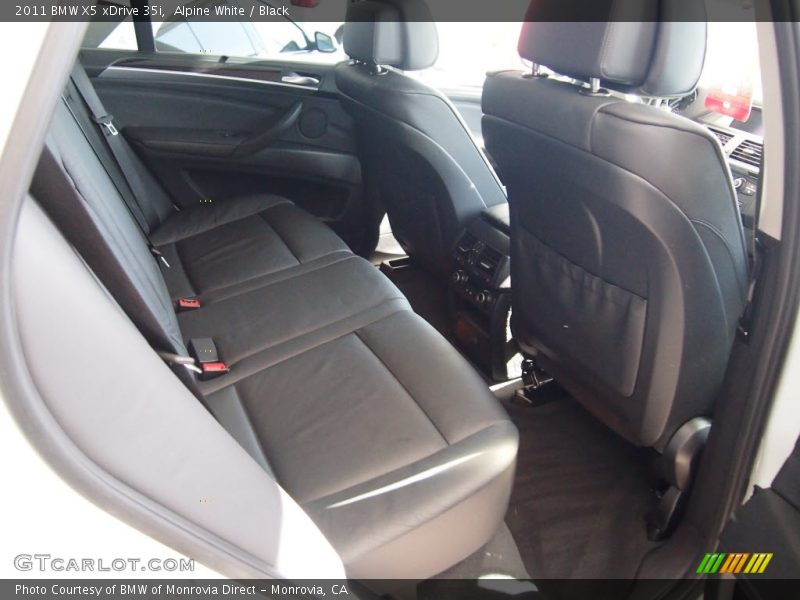 Alpine White / Black 2011 BMW X5 xDrive 35i