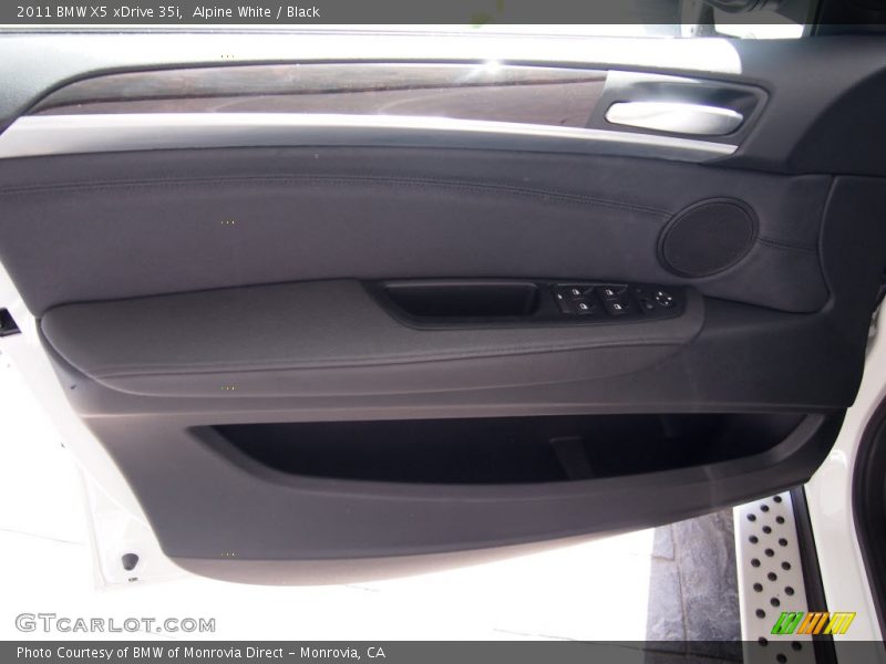 Alpine White / Black 2011 BMW X5 xDrive 35i