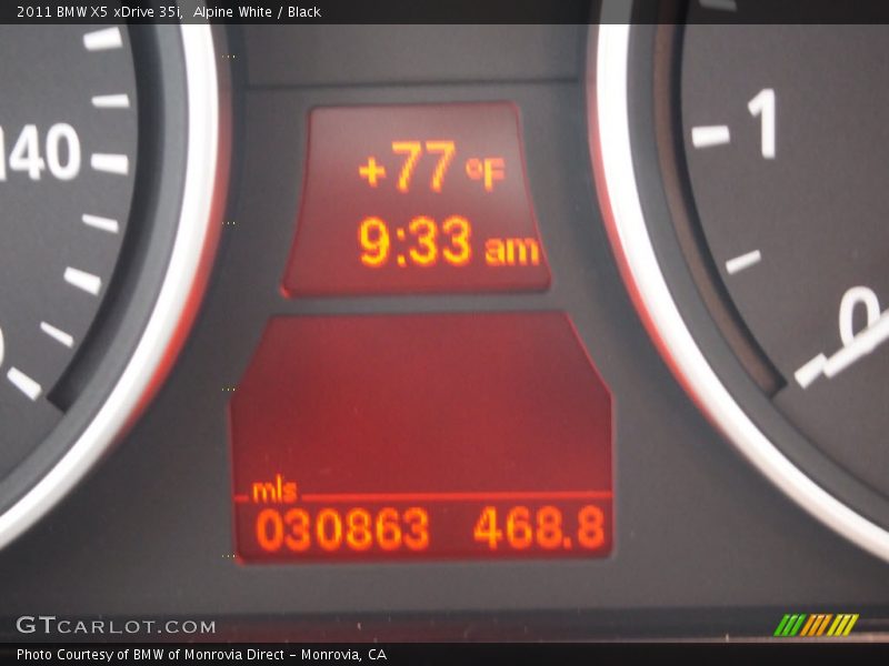 Alpine White / Black 2011 BMW X5 xDrive 35i