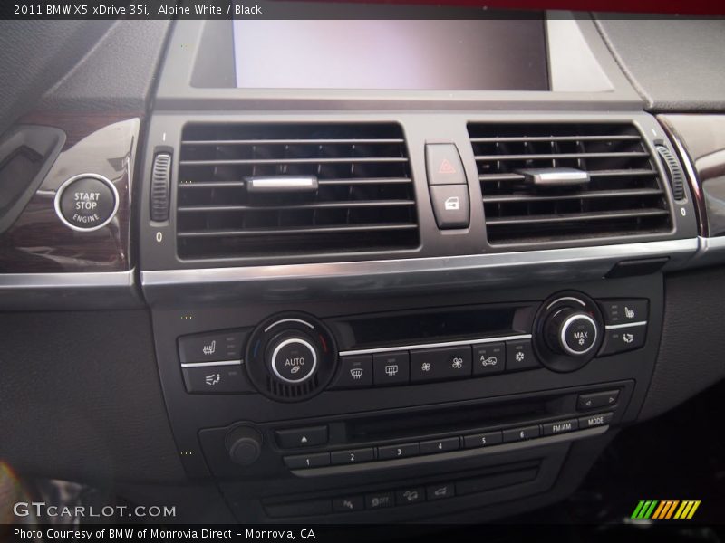 Alpine White / Black 2011 BMW X5 xDrive 35i