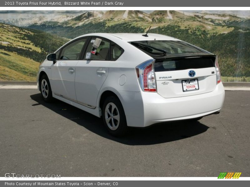 Blizzard White Pearl / Dark Gray 2013 Toyota Prius Four Hybrid