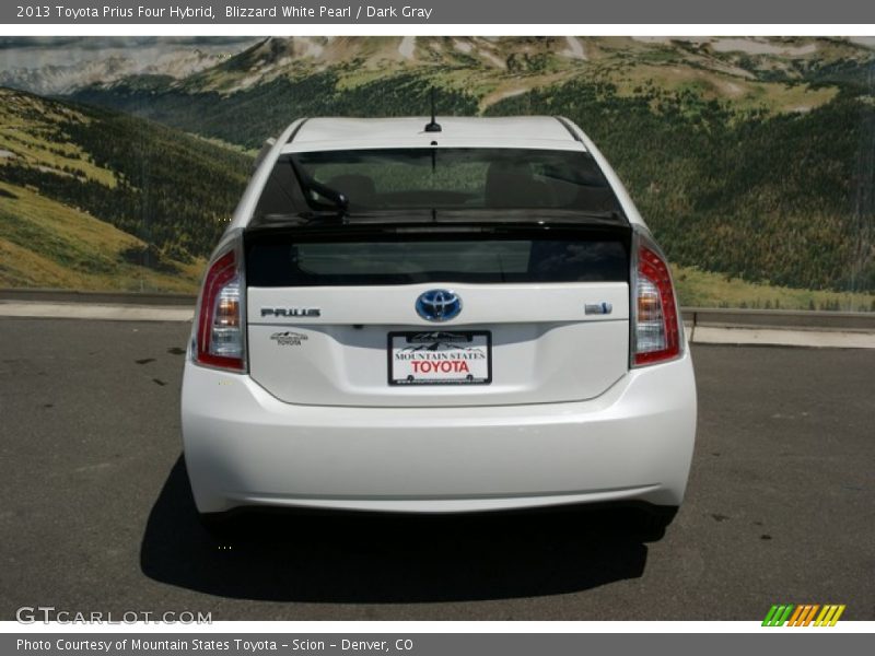 Blizzard White Pearl / Dark Gray 2013 Toyota Prius Four Hybrid