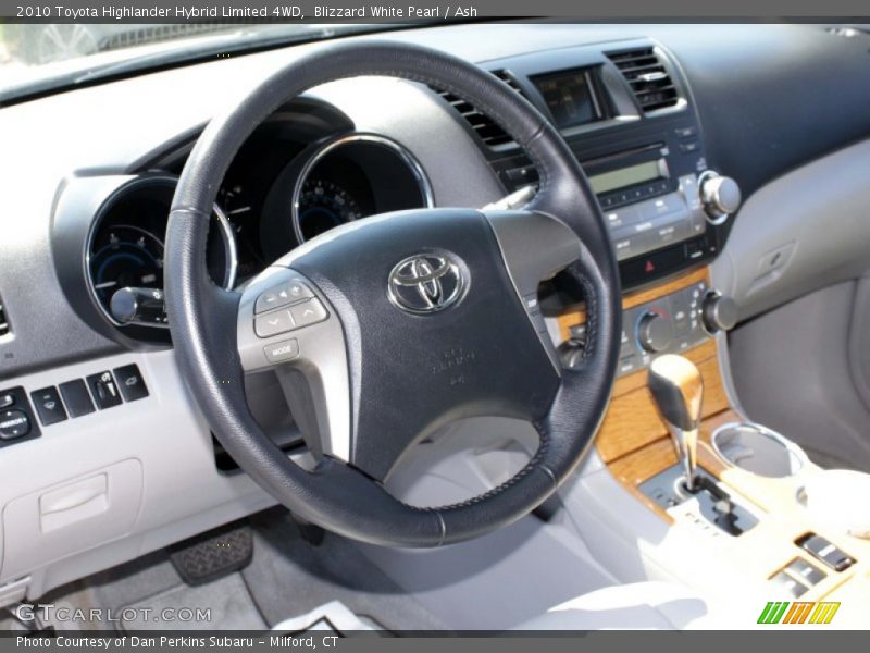 Blizzard White Pearl / Ash 2010 Toyota Highlander Hybrid Limited 4WD