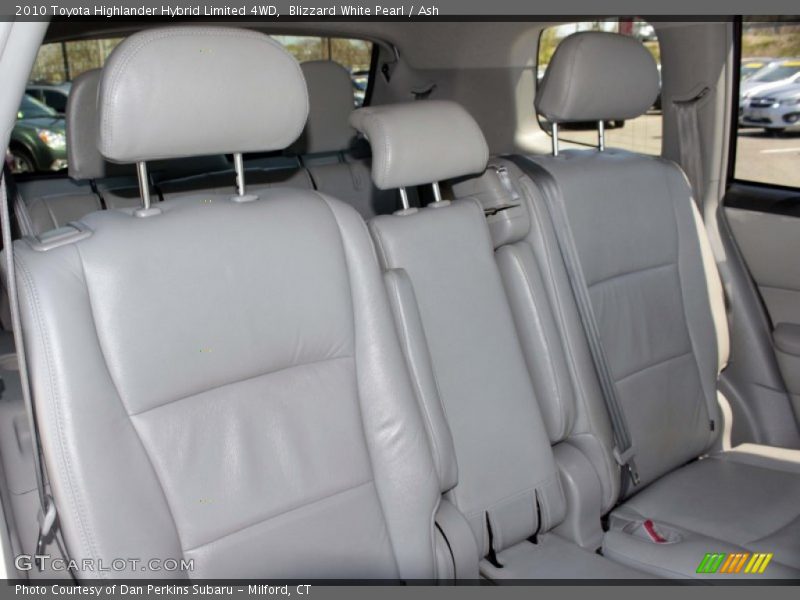 Blizzard White Pearl / Ash 2010 Toyota Highlander Hybrid Limited 4WD
