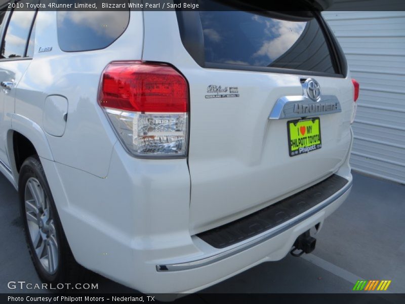 Blizzard White Pearl / Sand Beige 2010 Toyota 4Runner Limited