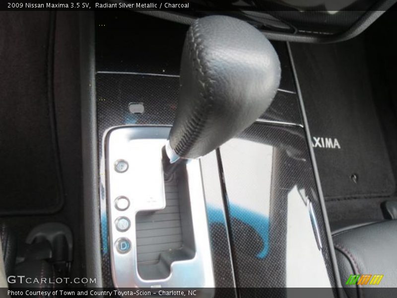 Radiant Silver Metallic / Charcoal 2009 Nissan Maxima 3.5 SV