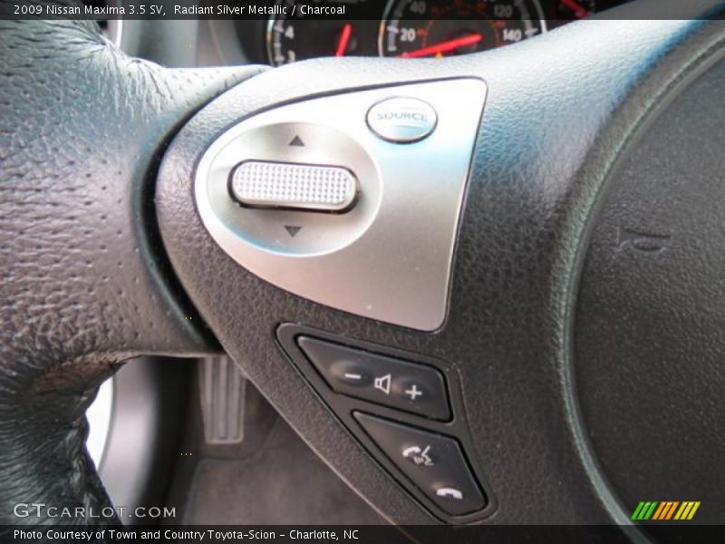 Radiant Silver Metallic / Charcoal 2009 Nissan Maxima 3.5 SV