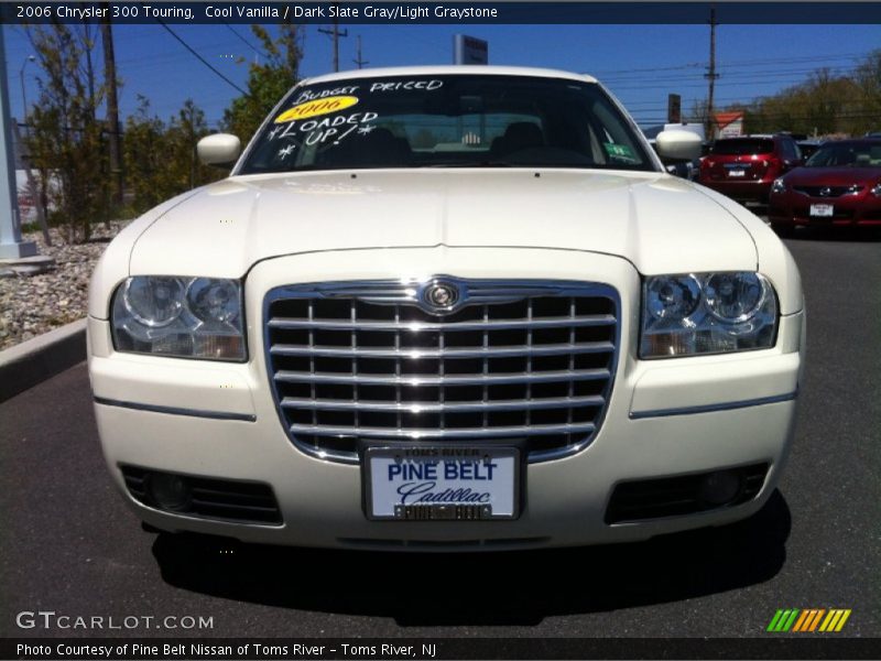 Cool Vanilla / Dark Slate Gray/Light Graystone 2006 Chrysler 300 Touring