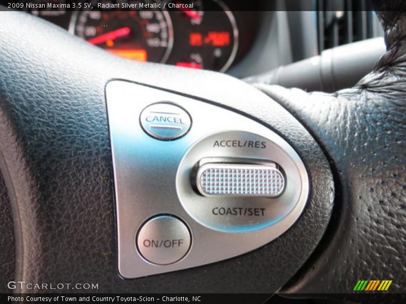 Radiant Silver Metallic / Charcoal 2009 Nissan Maxima 3.5 SV