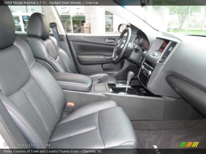 Radiant Silver Metallic / Charcoal 2009 Nissan Maxima 3.5 SV