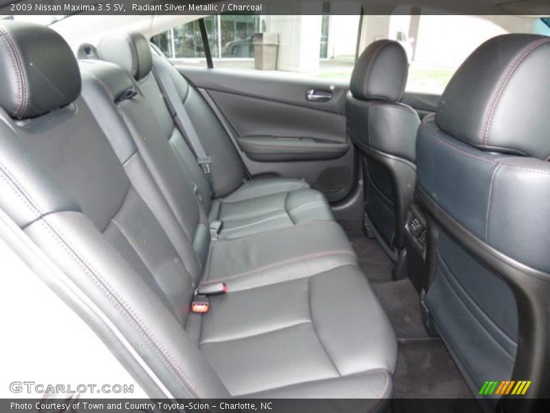Radiant Silver Metallic / Charcoal 2009 Nissan Maxima 3.5 SV