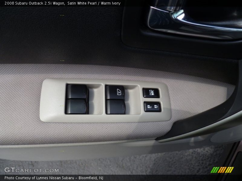Satin White Pearl / Warm Ivory 2008 Subaru Outback 2.5i Wagon