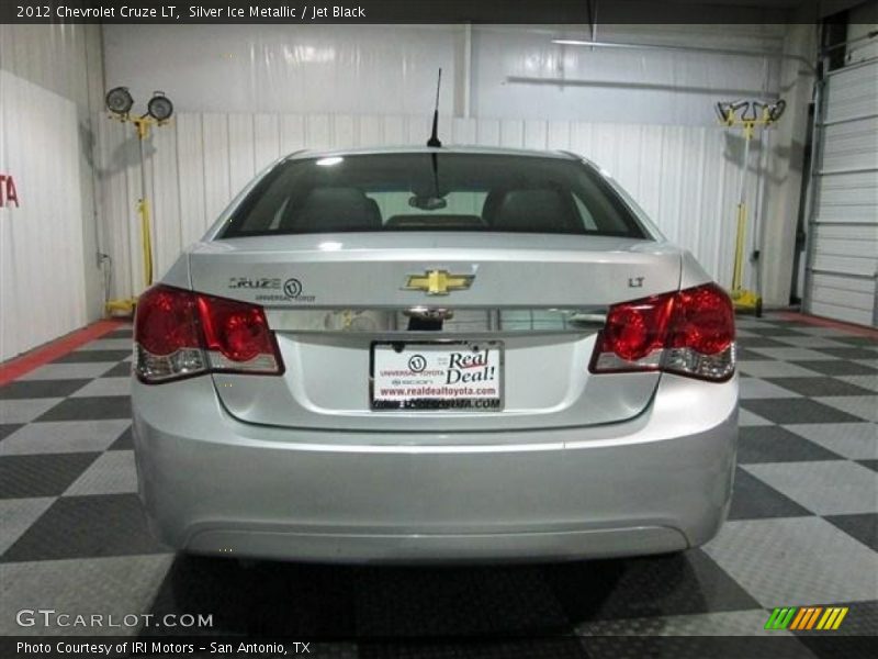 Silver Ice Metallic / Jet Black 2012 Chevrolet Cruze LT