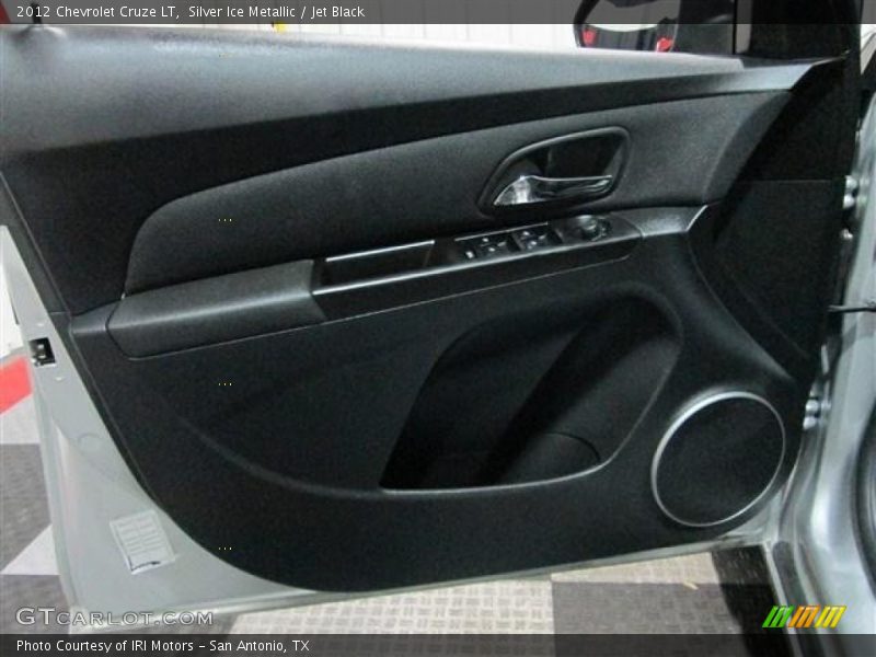 Silver Ice Metallic / Jet Black 2012 Chevrolet Cruze LT