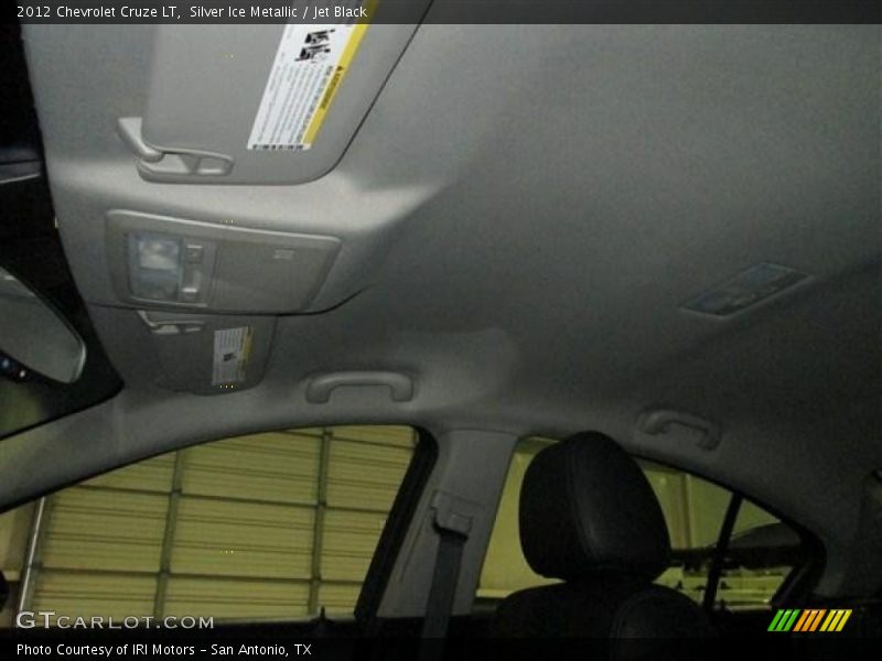 Silver Ice Metallic / Jet Black 2012 Chevrolet Cruze LT