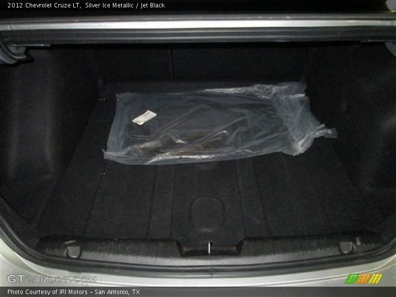Silver Ice Metallic / Jet Black 2012 Chevrolet Cruze LT
