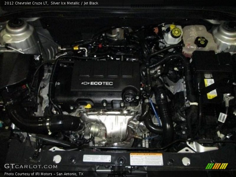 Silver Ice Metallic / Jet Black 2012 Chevrolet Cruze LT