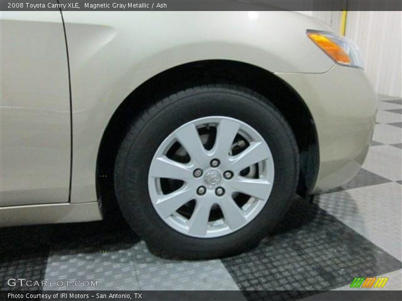 Magnetic Gray Metallic / Ash 2008 Toyota Camry XLE