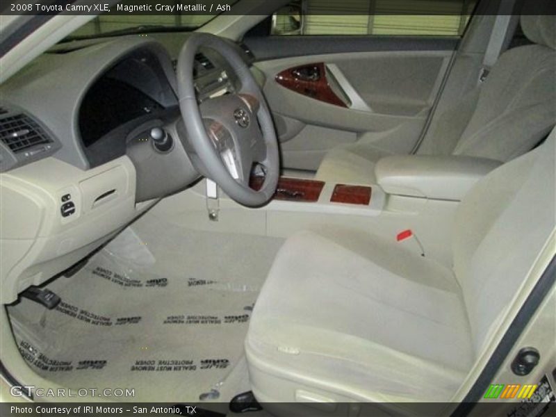 Magnetic Gray Metallic / Ash 2008 Toyota Camry XLE
