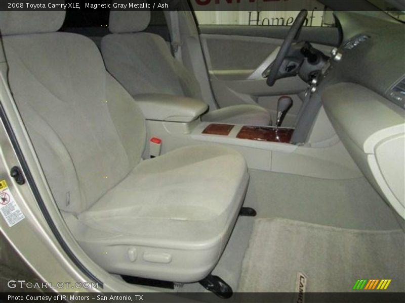 Magnetic Gray Metallic / Ash 2008 Toyota Camry XLE