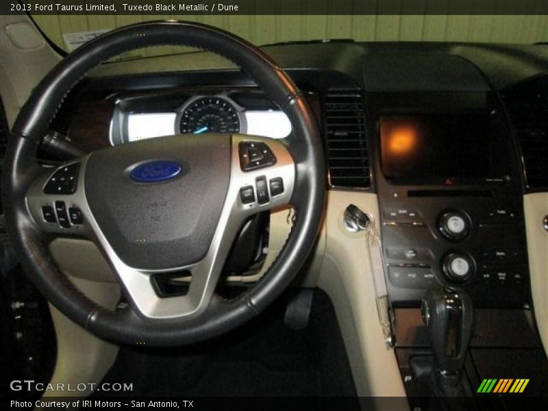 Tuxedo Black Metallic / Dune 2013 Ford Taurus Limited