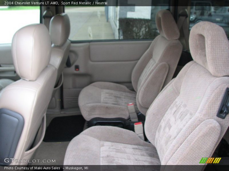 Rear Seat of 2004 Venture LT AWD