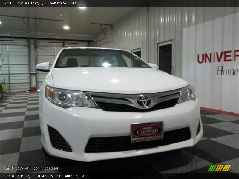 Super White / Ash 2012 Toyota Camry L