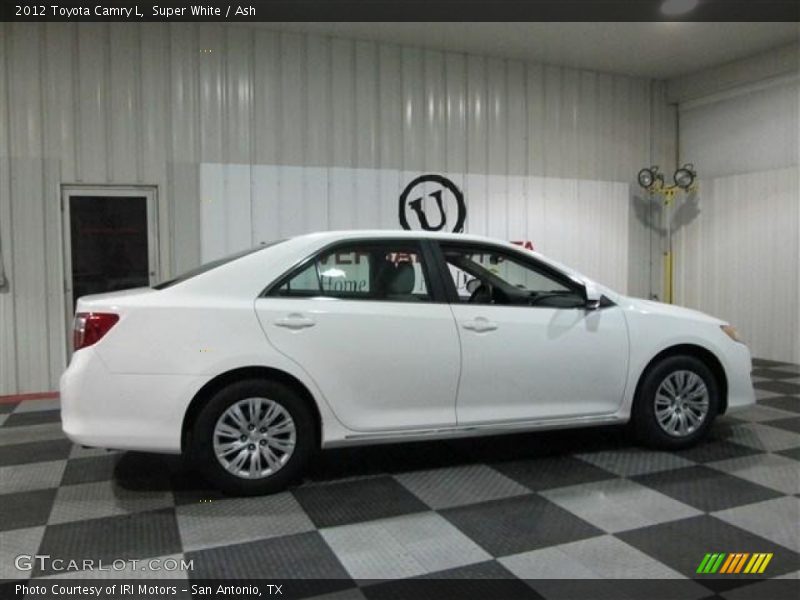 Super White / Ash 2012 Toyota Camry L