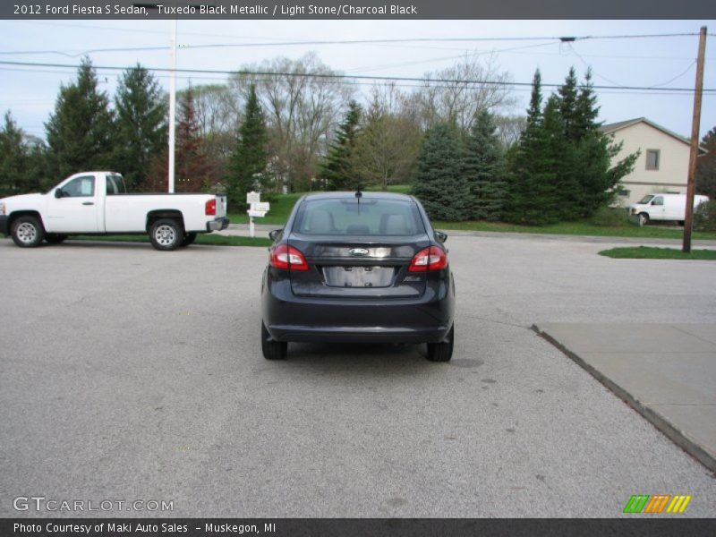 Tuxedo Black Metallic / Light Stone/Charcoal Black 2012 Ford Fiesta S Sedan