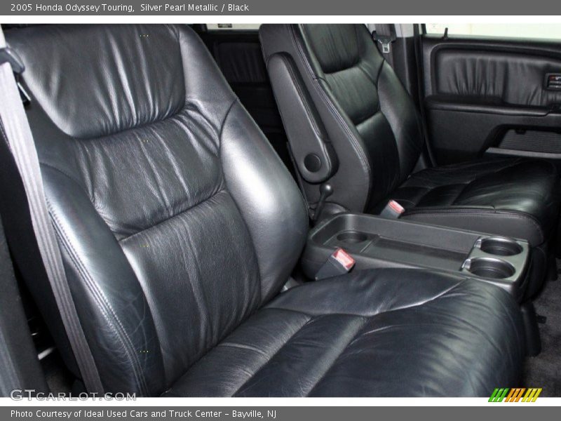 Silver Pearl Metallic / Black 2005 Honda Odyssey Touring